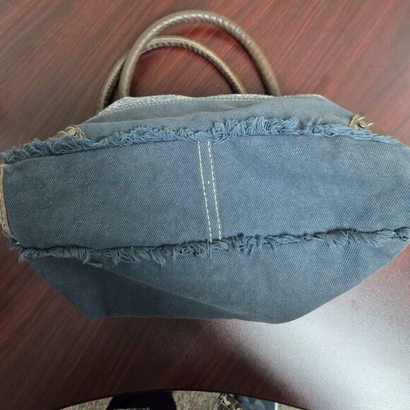 Myra Bag - Picture 8 of 10